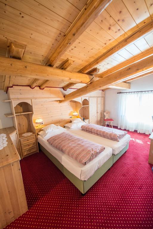 Hotel Garni Norma Madonna Extérieur photo