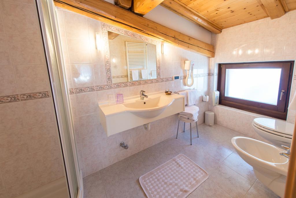 Hotel Garni Norma Madonna Extérieur photo