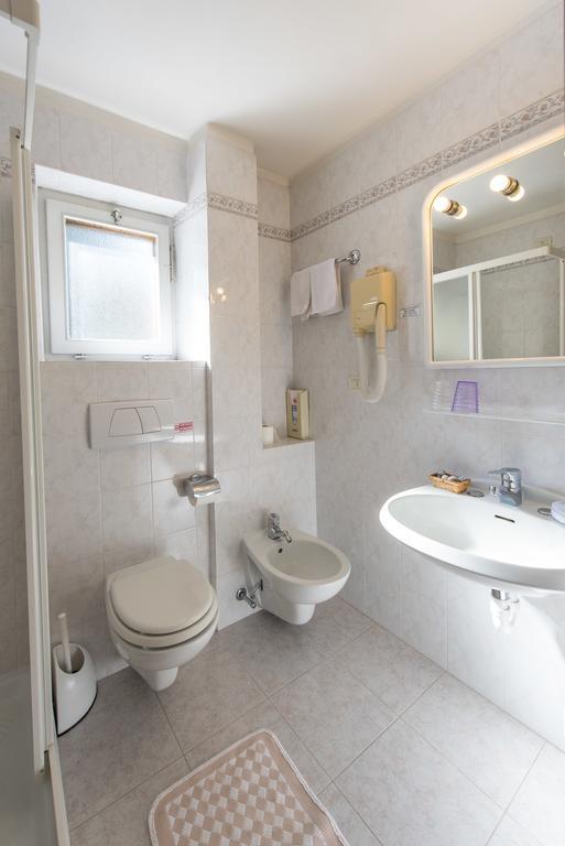 Hotel Garni Norma Madonna Extérieur photo