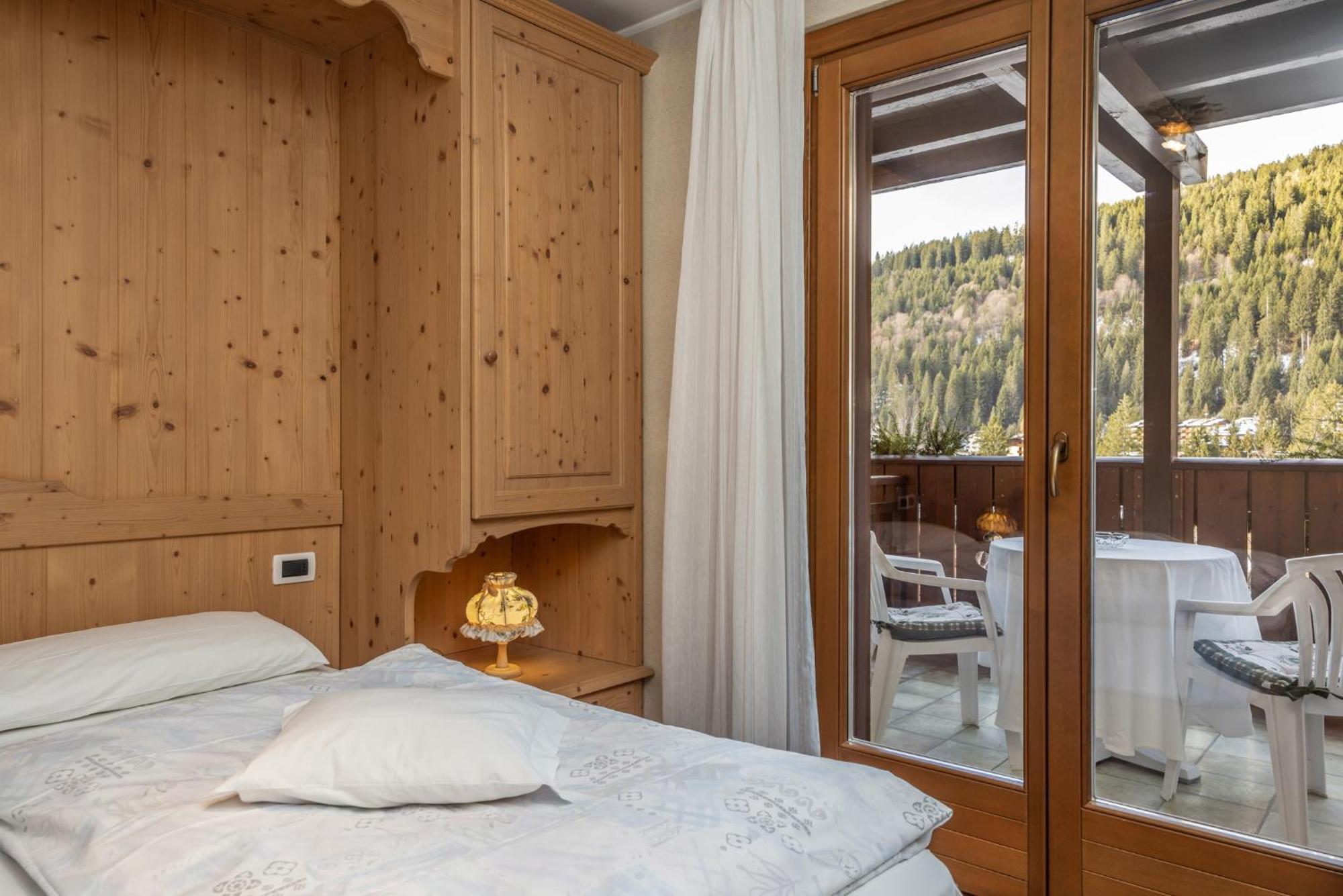 Hotel Garni Norma Madonna Extérieur photo